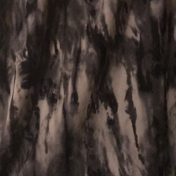 Black & Gray Ruched-neck Top - Picture 4 of 4